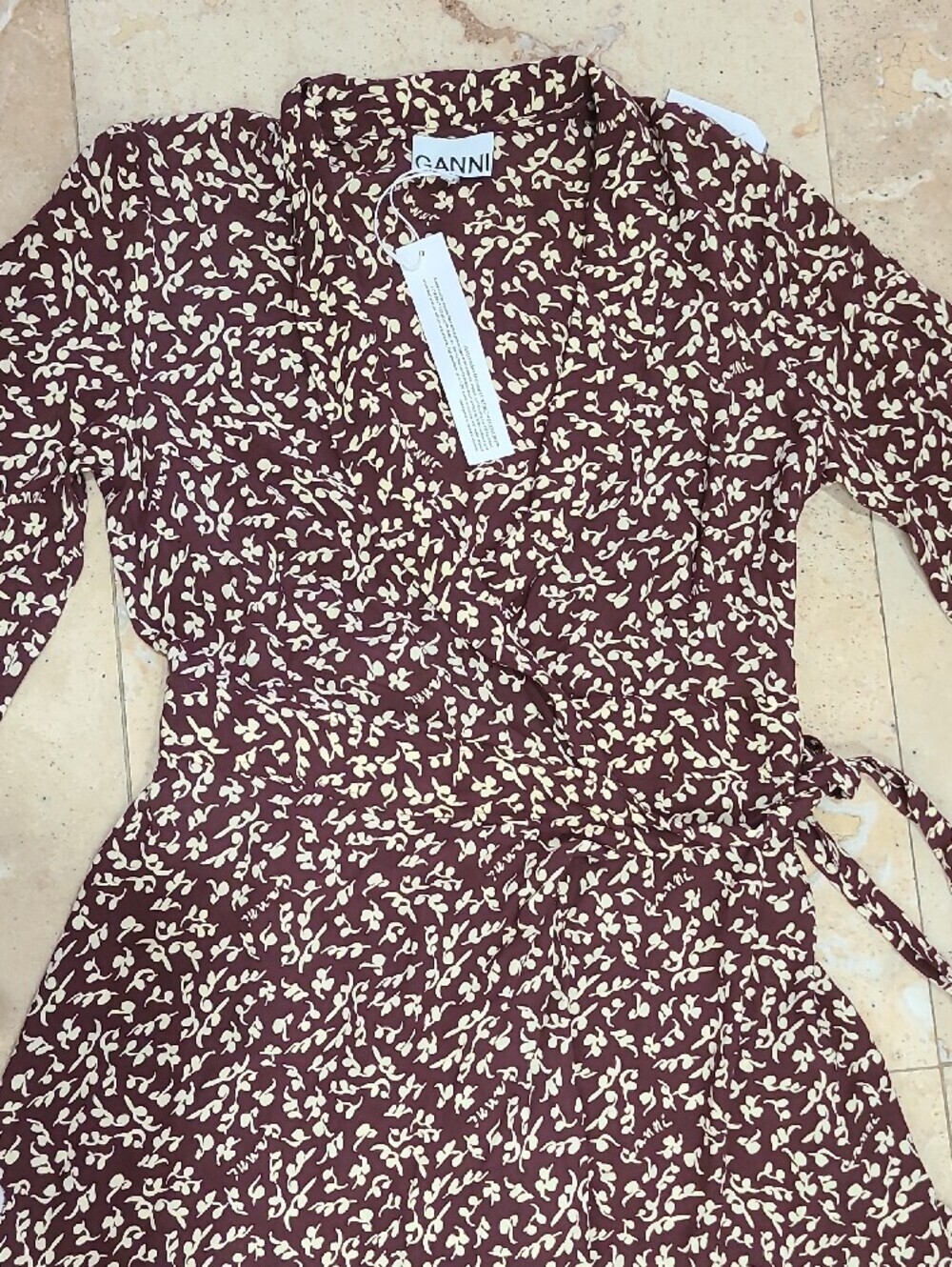 Ganni Maroon 3/4 Sleeve Wrap Dress with Cream Floral Print - Picture 6 of 7